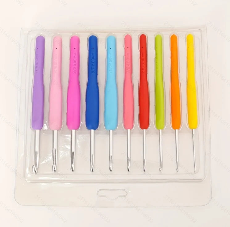10-Piece Colorful Crochet Knitting Tools Set with Soft-Handle Wooly Plush Doll Needles Handy Craft Kit for Knitters