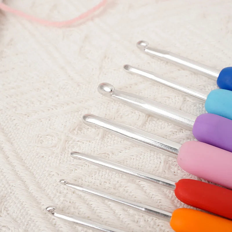 10-Piece Colorful Crochet Knitting Tools Set with Soft-Handle Wooly Plush Doll Needles Handy Craft Kit for Knitters