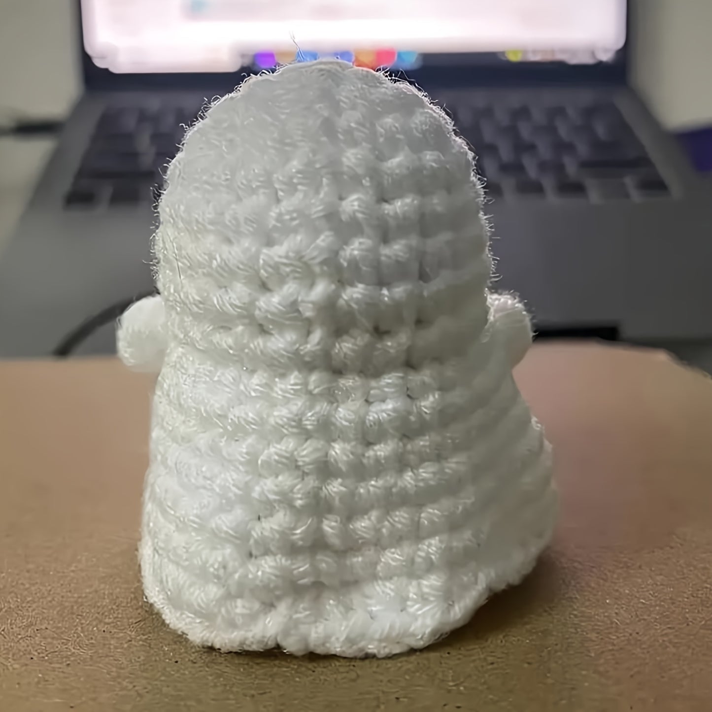 1pc Adorable Handmade Crochet Small Ghost Pendant With 6cm/2.36in Of Yarn, A Fun And Whimsical Gift For Plush Birthday Gift Party Decoration Encouragement