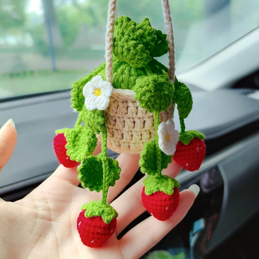 1pc Handmade Crochet Strawberry Car Hanging Ornament - Cute Knitted Decorative Pendant with Car Rearview Mirror Design, Green Leaf & Flower Accents, Car Interior Accessories, Creative and Creative Craftsmanship